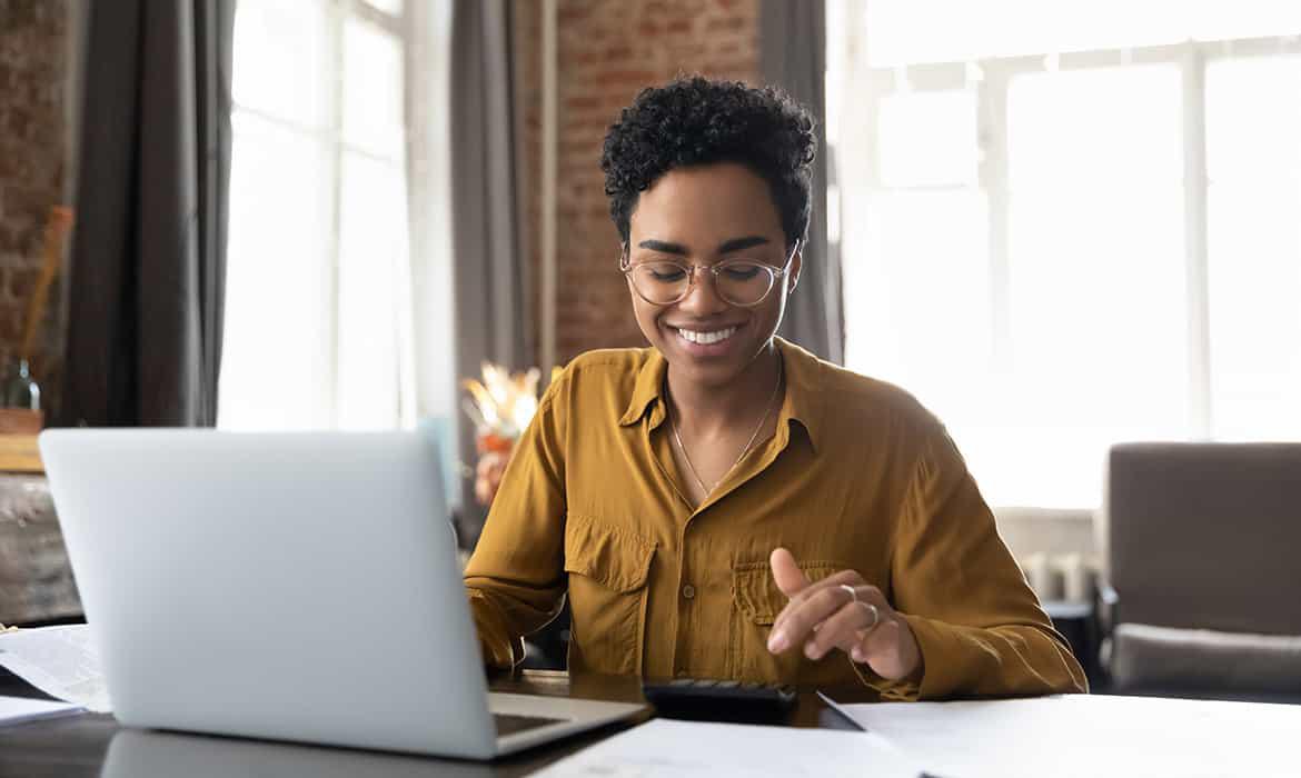 Como o gerenciamento on-line melhora a organização? | SEGS